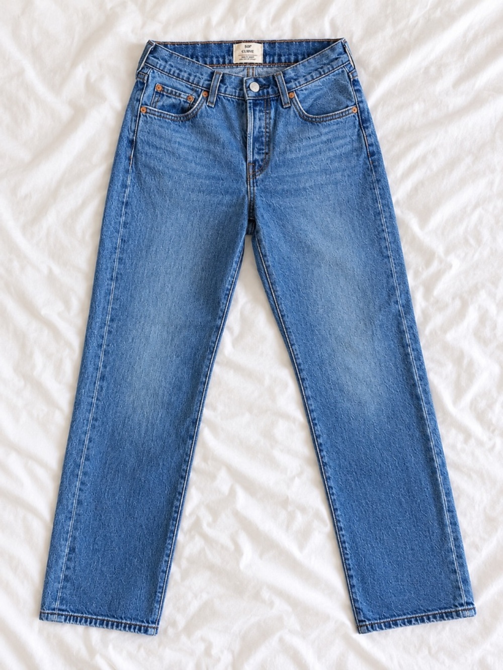 Levi’s 501 Curve Jeans – Medium Wash